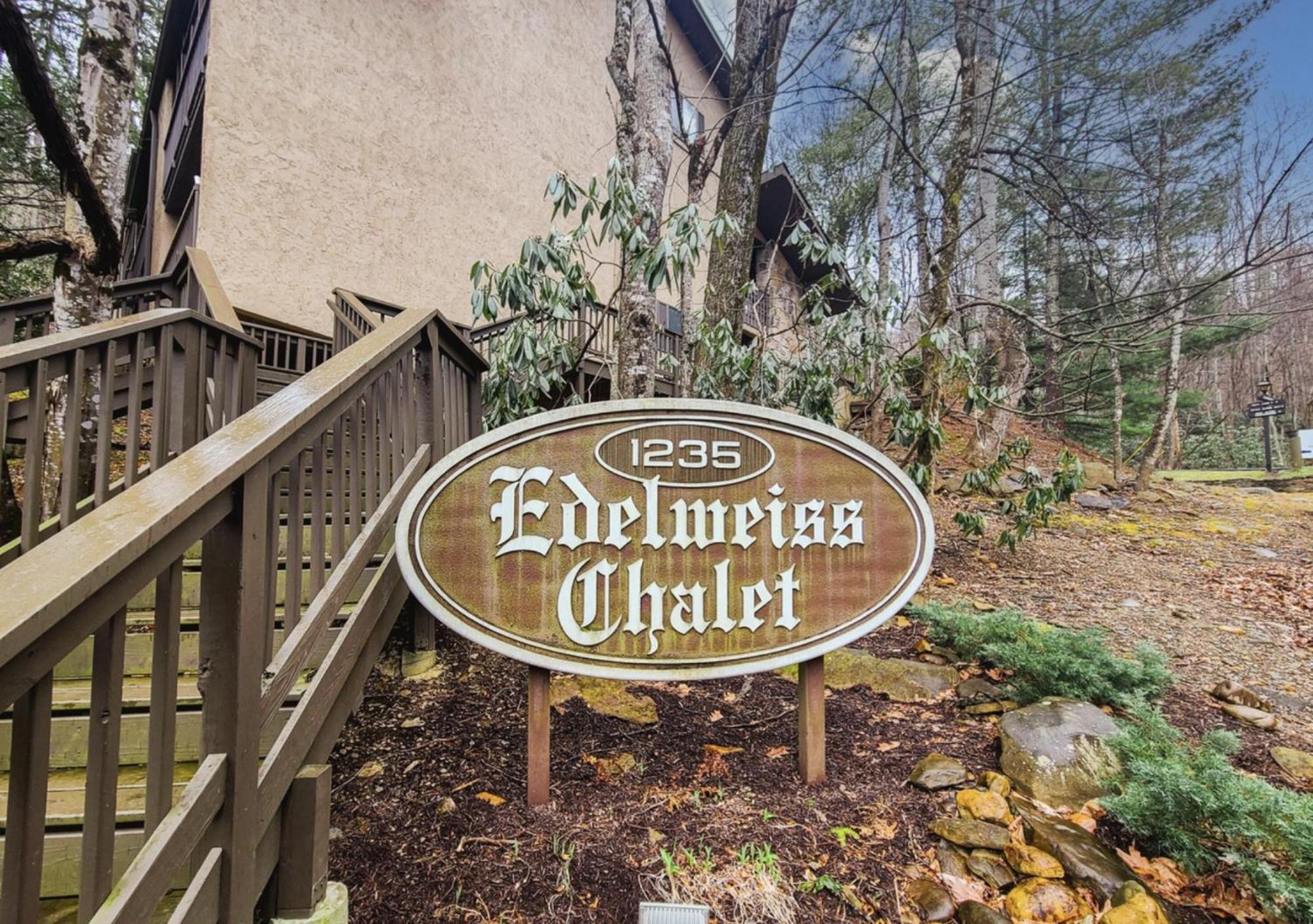 Obear Mountain Is A Newly Updated Condo In Chalet Village Of Gatlinburg! Zewnętrze zdjęcie